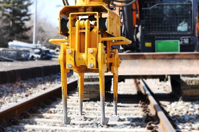 본문 이미지 - 코레일 굴삭기 다짐유닛.(코레일 제공)