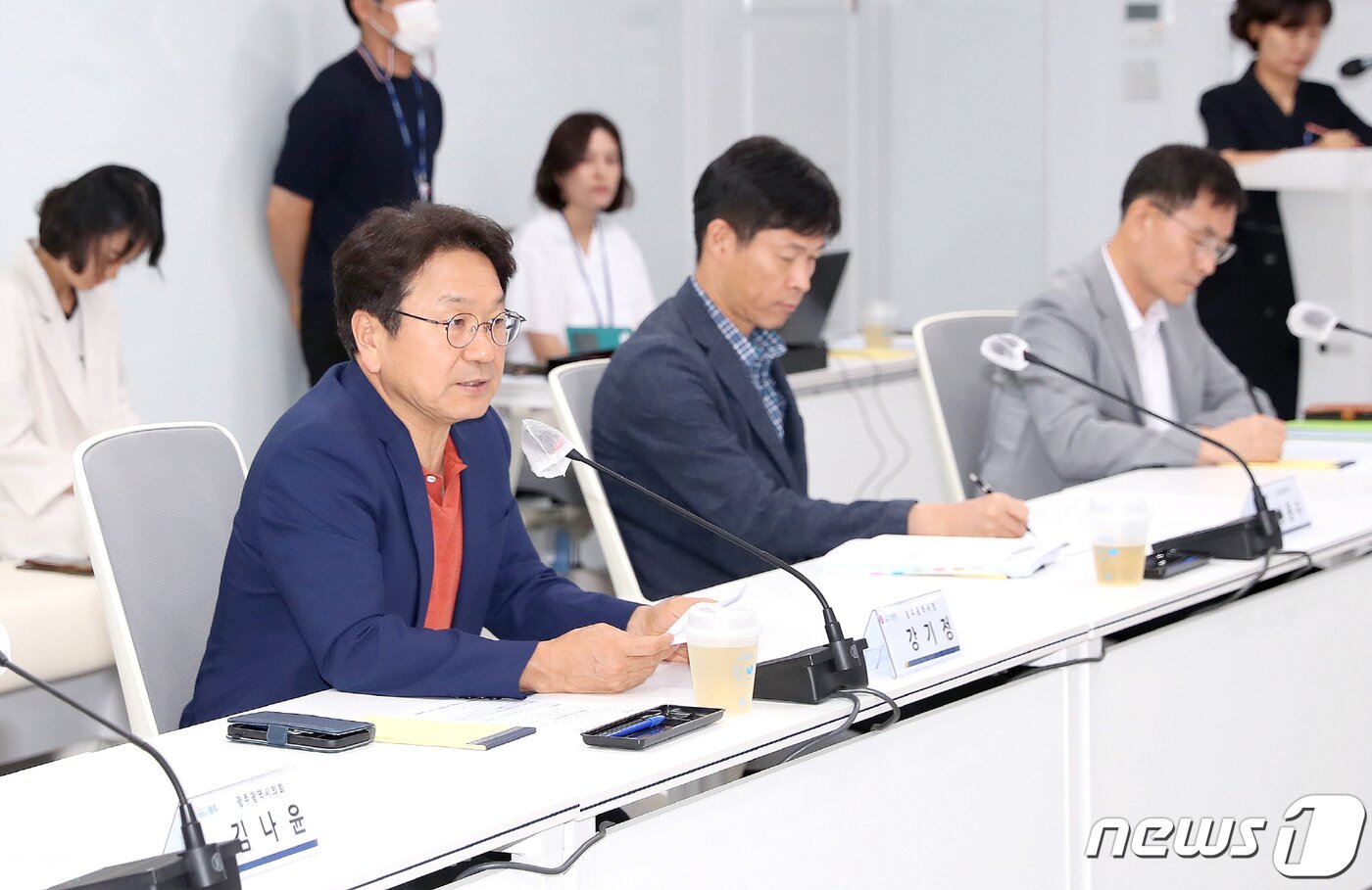 본문 이미지 - 강기정 광주시장이 4일 오후 시청 3층 소회의실에서 열린 &#39;광주시 자원회수시설 입지선정위원회&#39;에 참석해 인사말을 하고 있다.&#40;광주시 제공&#41;2023.7.4/뉴스1 ⓒ News1 