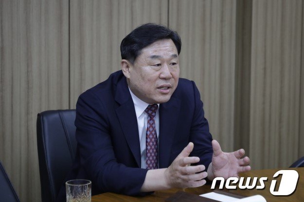 본문 이미지 - 김종훈 울산 동구청장이 뉴스1과 민선 8기 취임 1주년 인터뷰를 하고 있다. 2023.7.6/뉴스1