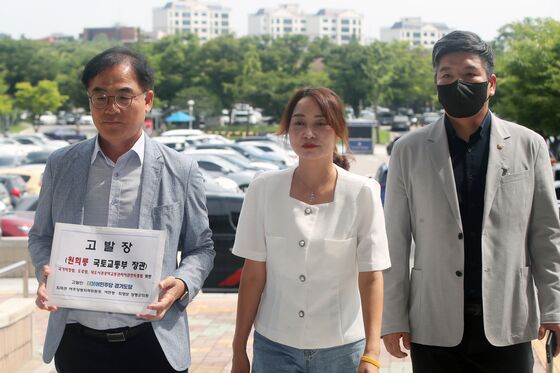 경찰, '양평고속도로 특혜 의혹' 국토부·양평군청 압수수색(종합)