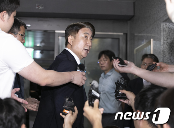 답변하는 이동관 방통위원장 후보자