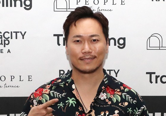 송진우, 절친 유세윤 품 떠났다…리베로 엔터와 새출발