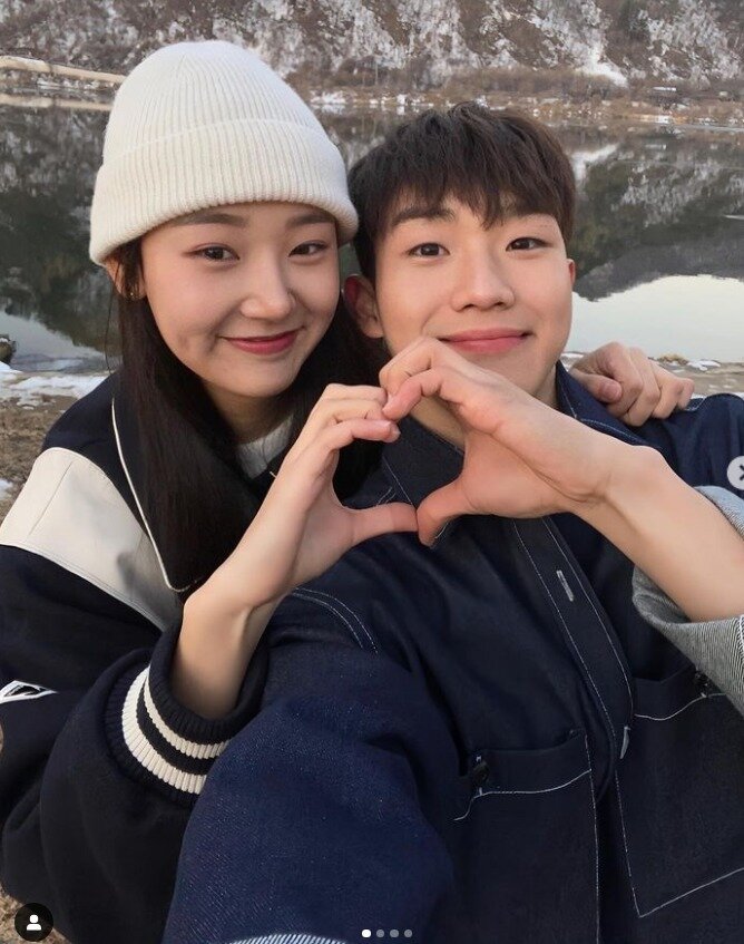 본문 이미지 - 넷플릭스 열아홉 스물 희지 인스타그램