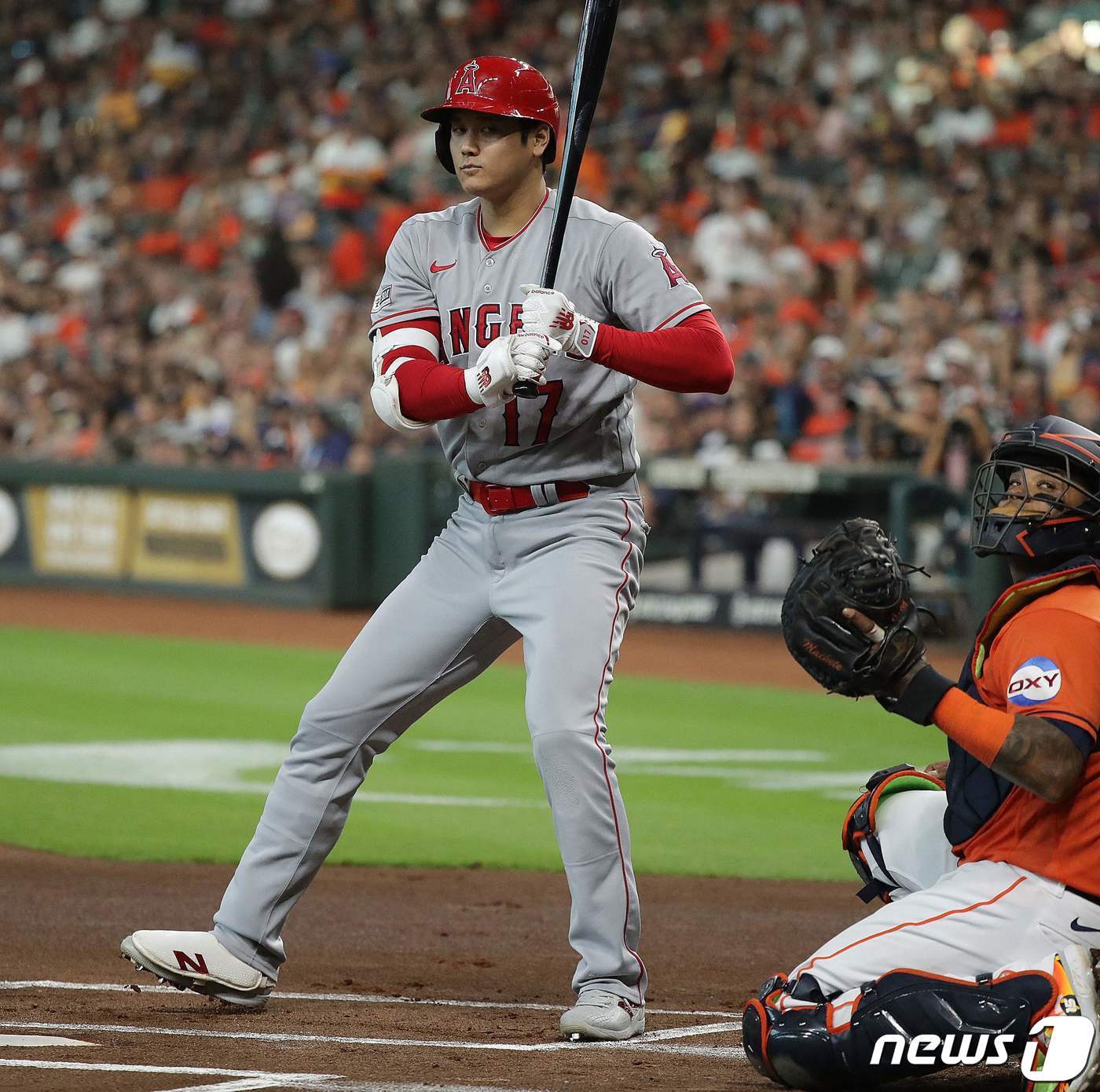 본문 이미지 - LA 에인절스 오타니 쇼헤이는 12일(한국시간) 열린 메이저리그 휴스턴 애스트로스전에서 4타수 1안타 2삼진을 기록했다. ⓒ AFP=뉴스1