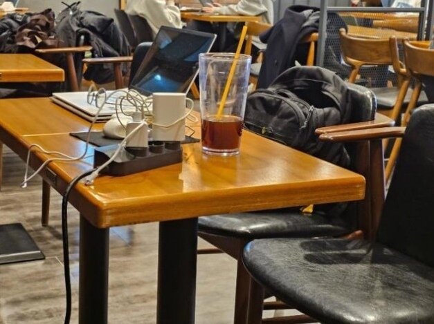 본문 이미지 - 사진 속 등장 인물은 내용과 무관 ⓒ 온라인커뮤니티