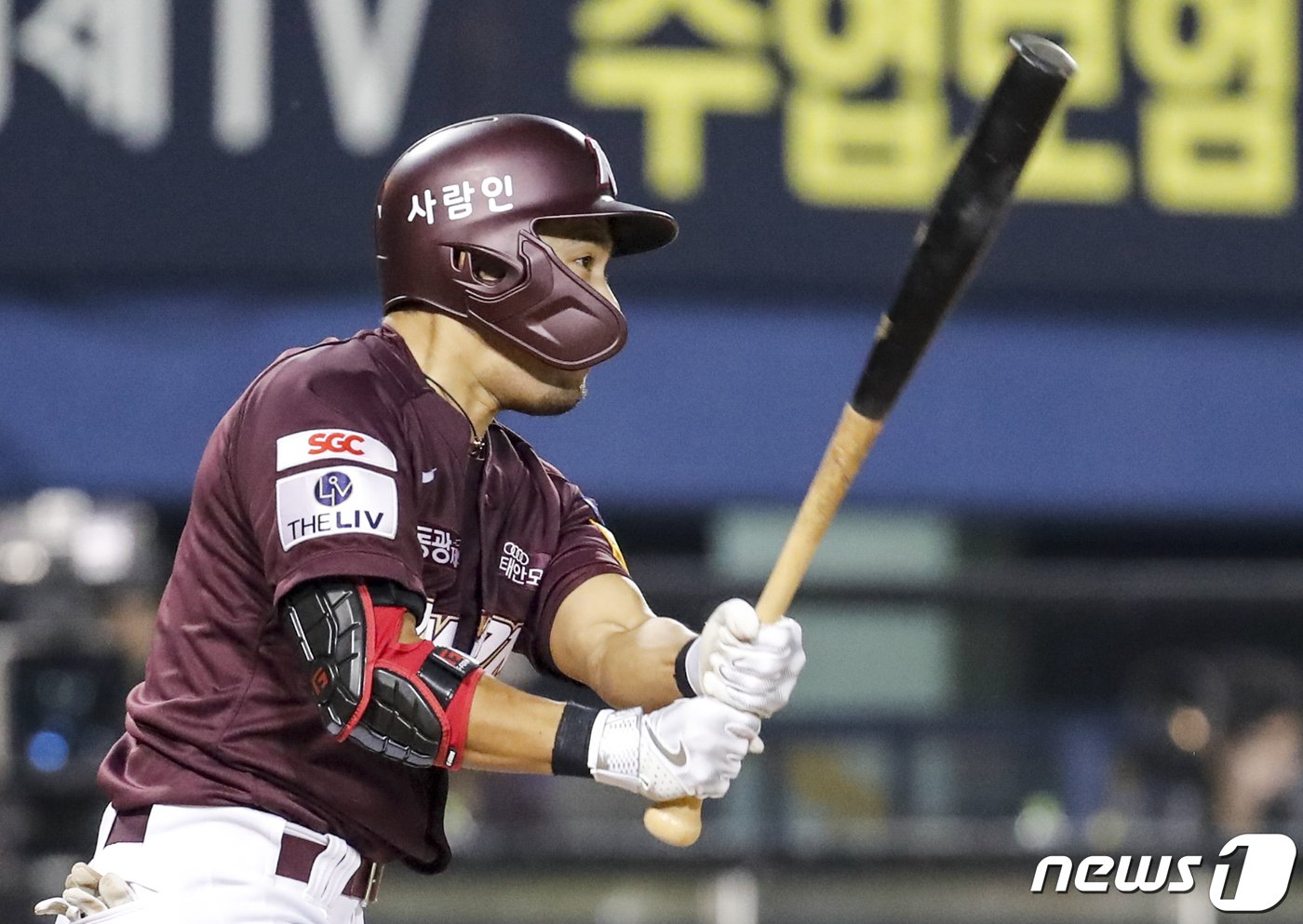 본문 이미지 - 타격하는 키움 히어로즈 이용규. 2023.8.13/뉴스1 ⓒ News1 김도우 기자