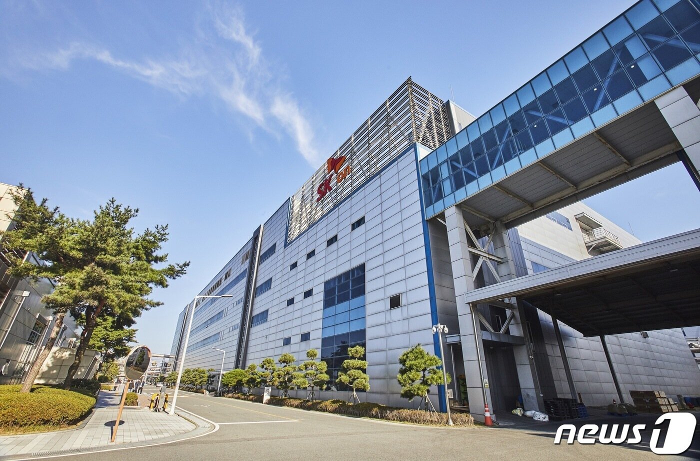 본문 이미지 - SK온 서산공장 전경.(SK온 제공)