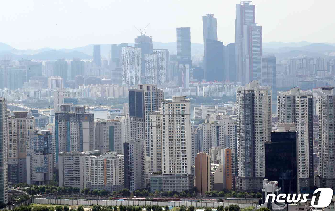 서울 도심 아파트 모습. 2023.8.17/뉴스1 © News1 이동해 기자