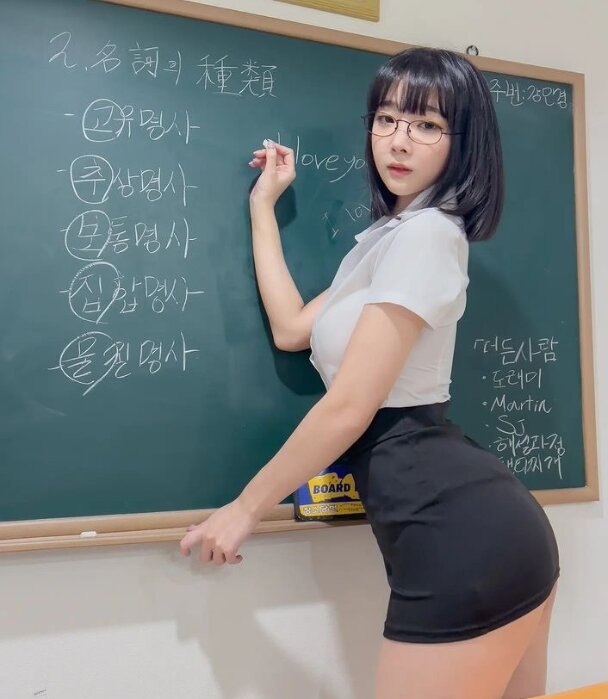 본문 이미지 - 강인경 인스타그램