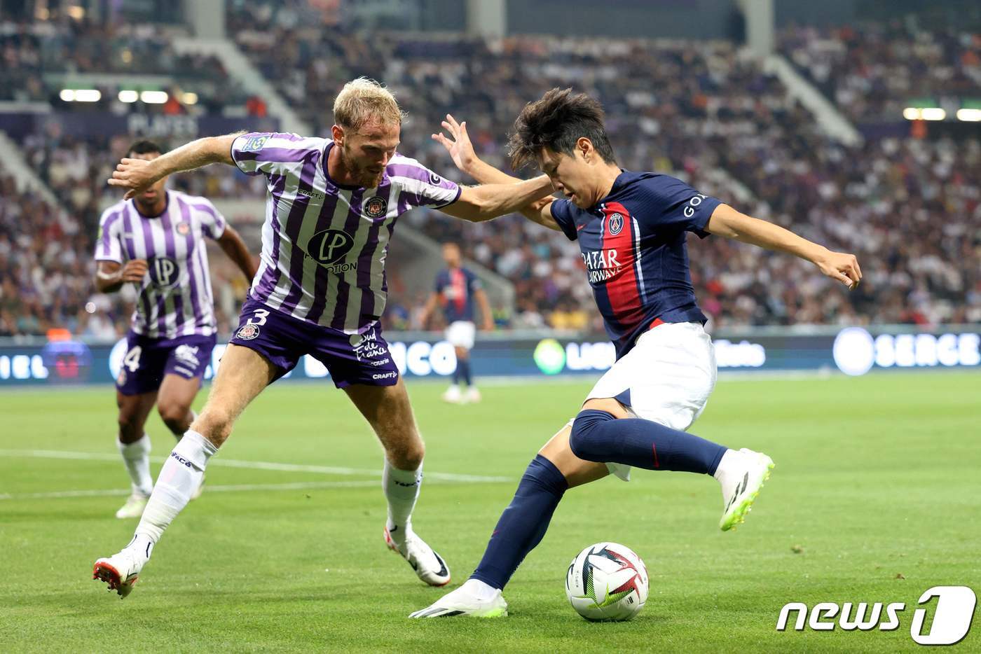 본문 이미지 - 툴루즈전에 선발 출전한 이강인. ⓒ AFP=뉴스1