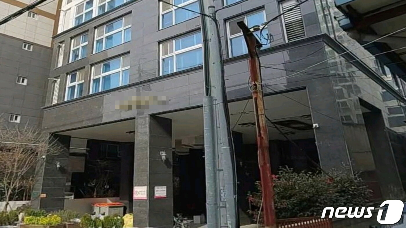 본문 이미지 - 전세대출금 사기 일당이 허위 임차인을 내세워 금융기관으로부터 대출금을 편취한 부산 부산진구 오피스텔의 모습.(부산경찰청 제공)