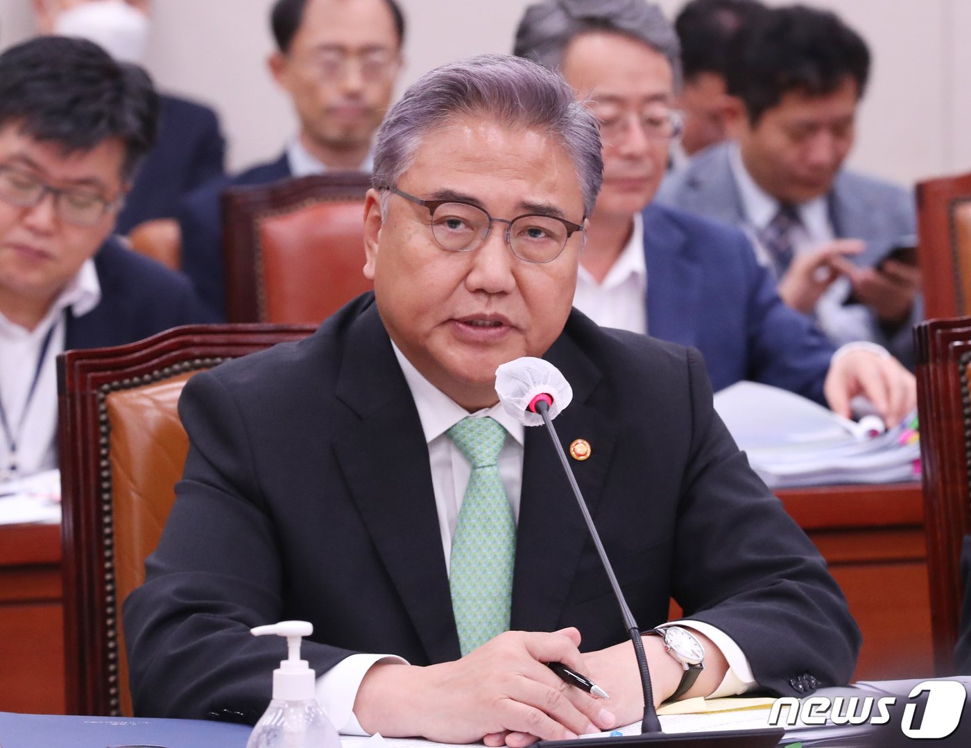 본문 이미지 - 박진 외교부 장관이 23일 서울 여의도 국회에서 열린 외교통일위원회 전체회의에서 의원들의 질의에 답변하고 있다. 2023.8.23/뉴스1 ⓒ News1 송원영 기자