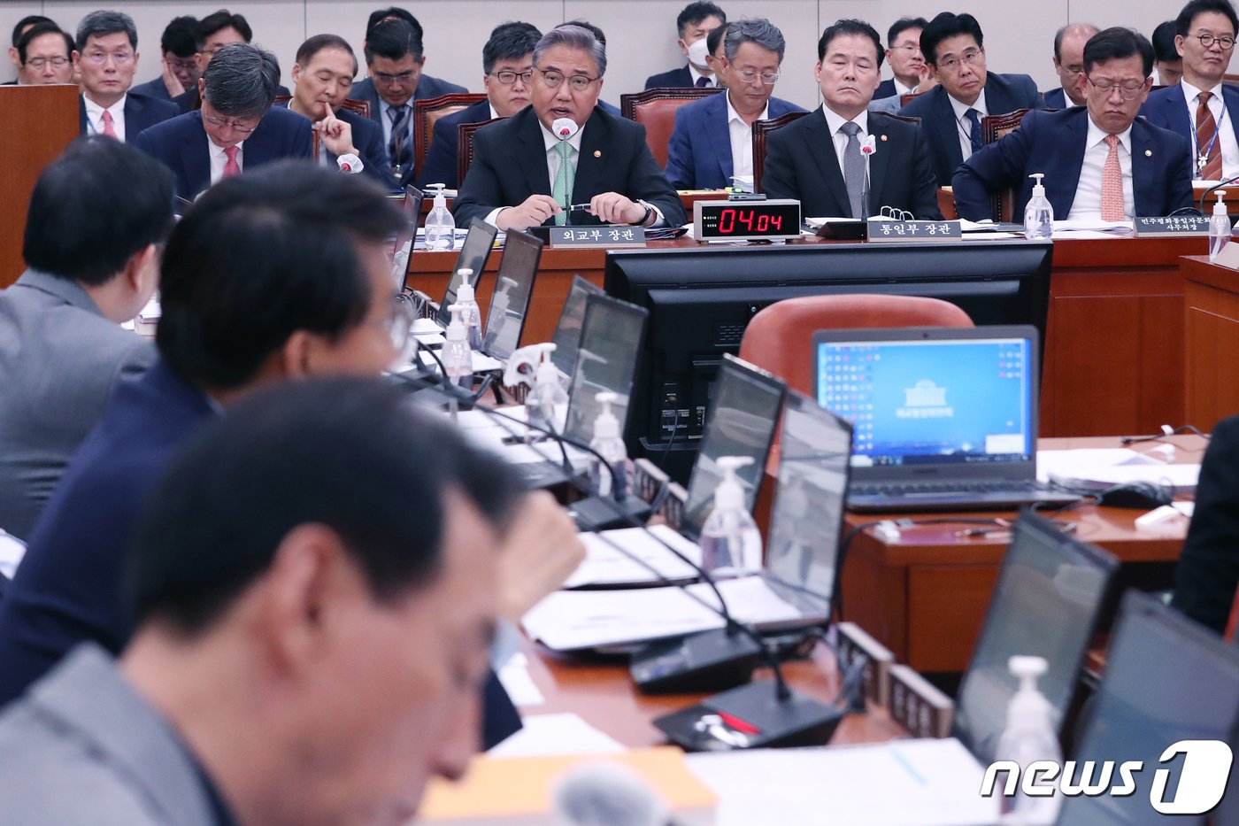 본문 이미지 - 박진 외교부 장관이 23일 서울 여의도 국회에서 열린 외교통일위원회 전체회의에서 의원들의 질의에 답변하고 있다. 2023.8.23/뉴스1 ⓒ News1 송원영 기자