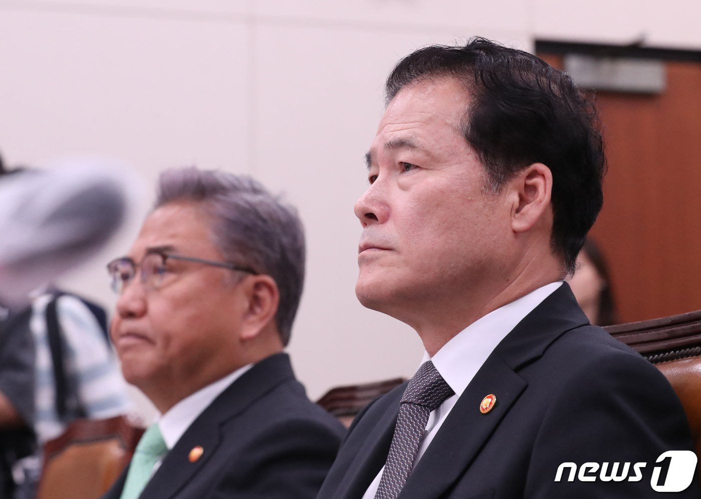 본문 이미지 - 김영호 통일부 장관이 23일 서울 여의도 국회에서 열린 외교통일위원회 전체회의에 참석하고 있다. 이날 더불어민주당 의원들은 김영호 장관이 인사청문회에서 제대로 된 검증을 받지 못했다며 전체회의에서 나가줄 것을 요청했다. 2023.8.23/뉴스1 ⓒ News1 송원영 기자