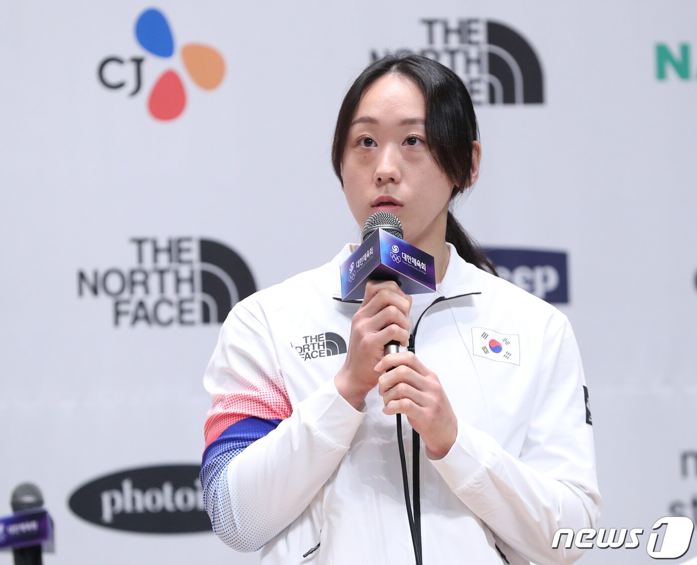 본문 이미지 - 주짓수 국가대표 성기라가 24일 충북 진천군 국가대표 선수촌에서 열린 2022 항저우 아시안게임 D-30 미디어데이에서 취재진의 질의에 답하고 있다. 2023.8.24/뉴스1 ⓒ News1 신웅수 기자