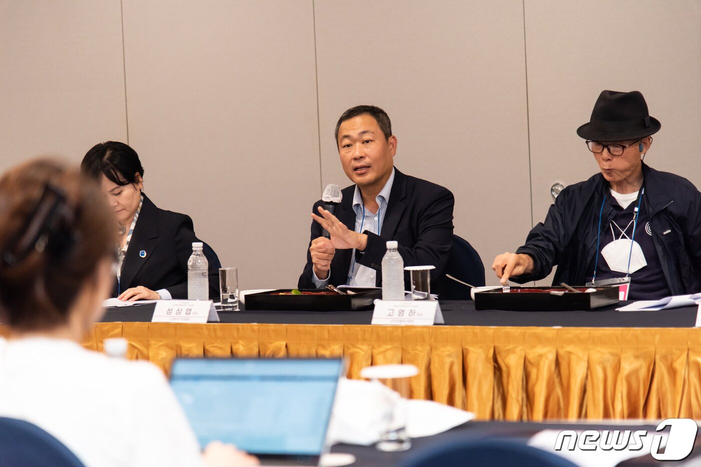 본문 이미지 - 24일 전주 '벤처썸머포럼'에서 열린 기자간담회에서 성상엽 벤처기업협회 회장이 발언하고 있다.(벤처기업협회 제공)