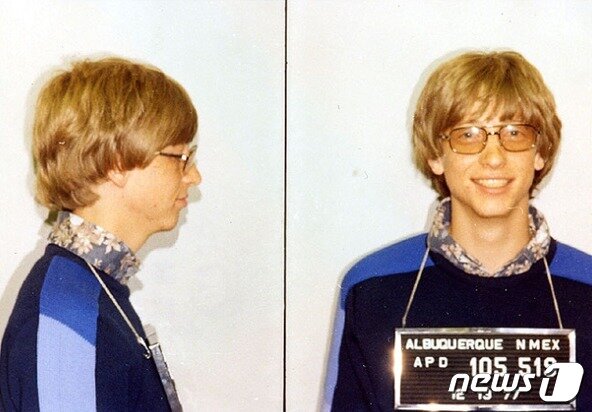 본문 이미지 - 게이츠 머그샷 - 위키피디아 갈무리