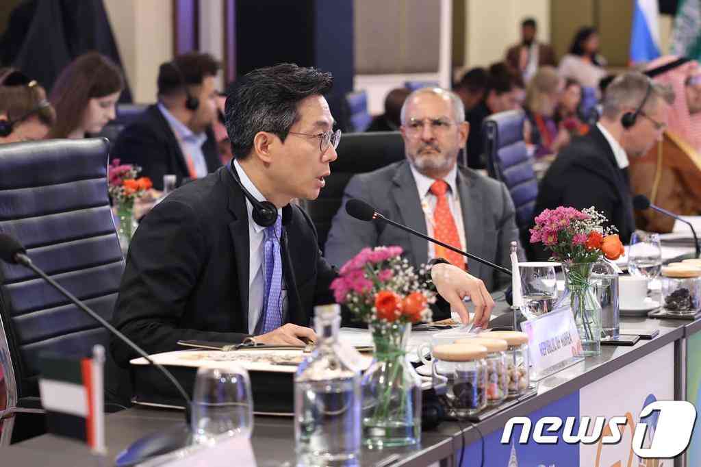 문체부 유병채 문화예술정책실장이 8월 26일 인도에서 열린 G20 문화장관회의에 참석해 한국의 문화정책 방향을 발표하고 있다.