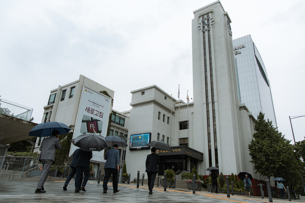 '성 비위 의혹' 정진술 前서울시의원 '제명 취소' 소송 2심도 패소