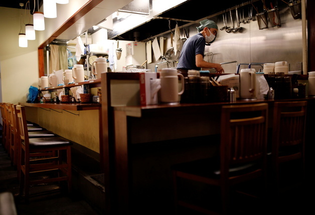 "40세부터는 출입금지"…日 시부야  '연령 제한 술집' 확산, 왜?