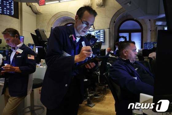 일자리 줄었으나 임금은 상승, 미증시 일제 하락…S&P 0.53%↓(상보)