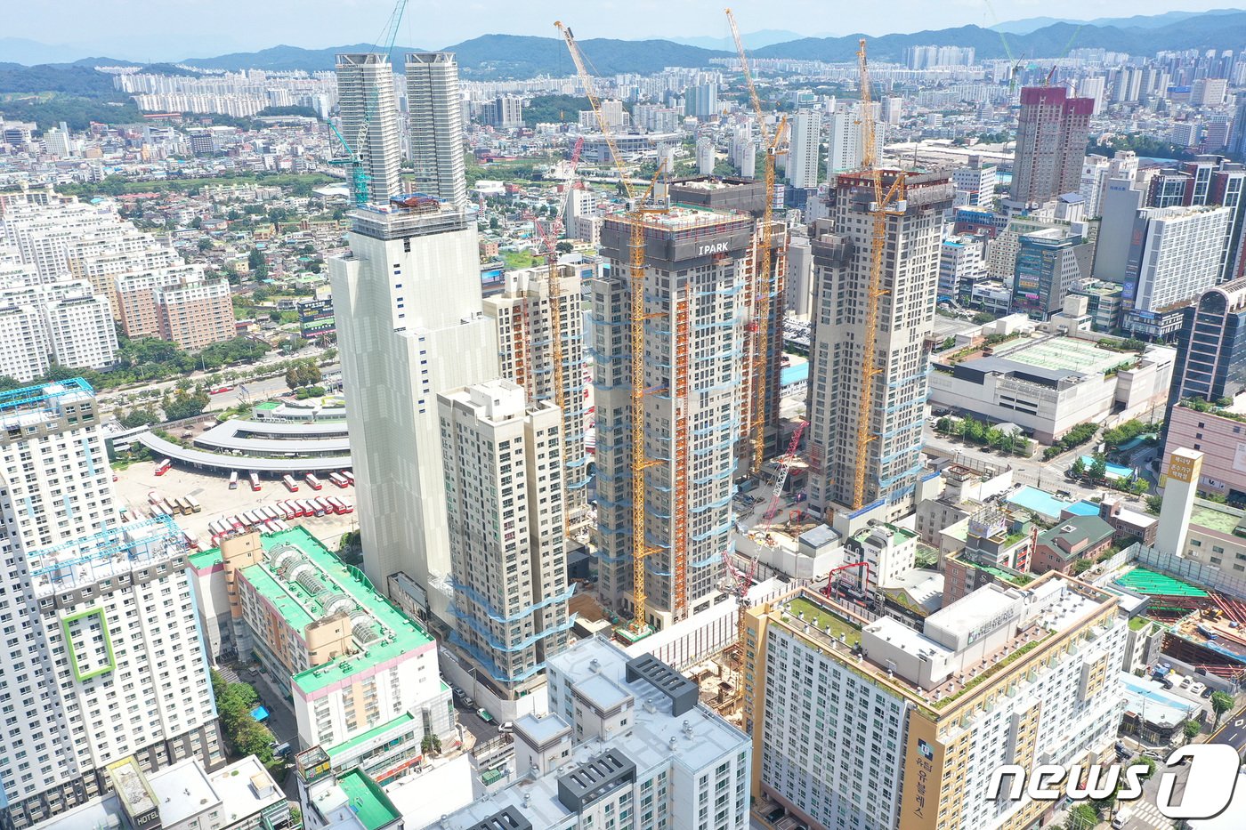 지난 1일 오후 광주 서구 화정동 현대산업개발 아파트 신축공사 붕괴사고 현장의 모습.&#40;HDC현대산업개발 제공&#41; 2023.8.3/뉴스1 ⓒ News1 이수민 기자