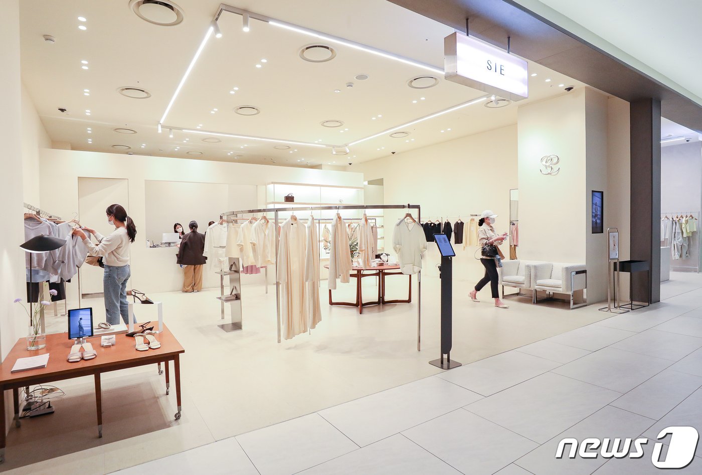 본문 이미지 - 더현대 서울 '시에'(현대백화점 제공)