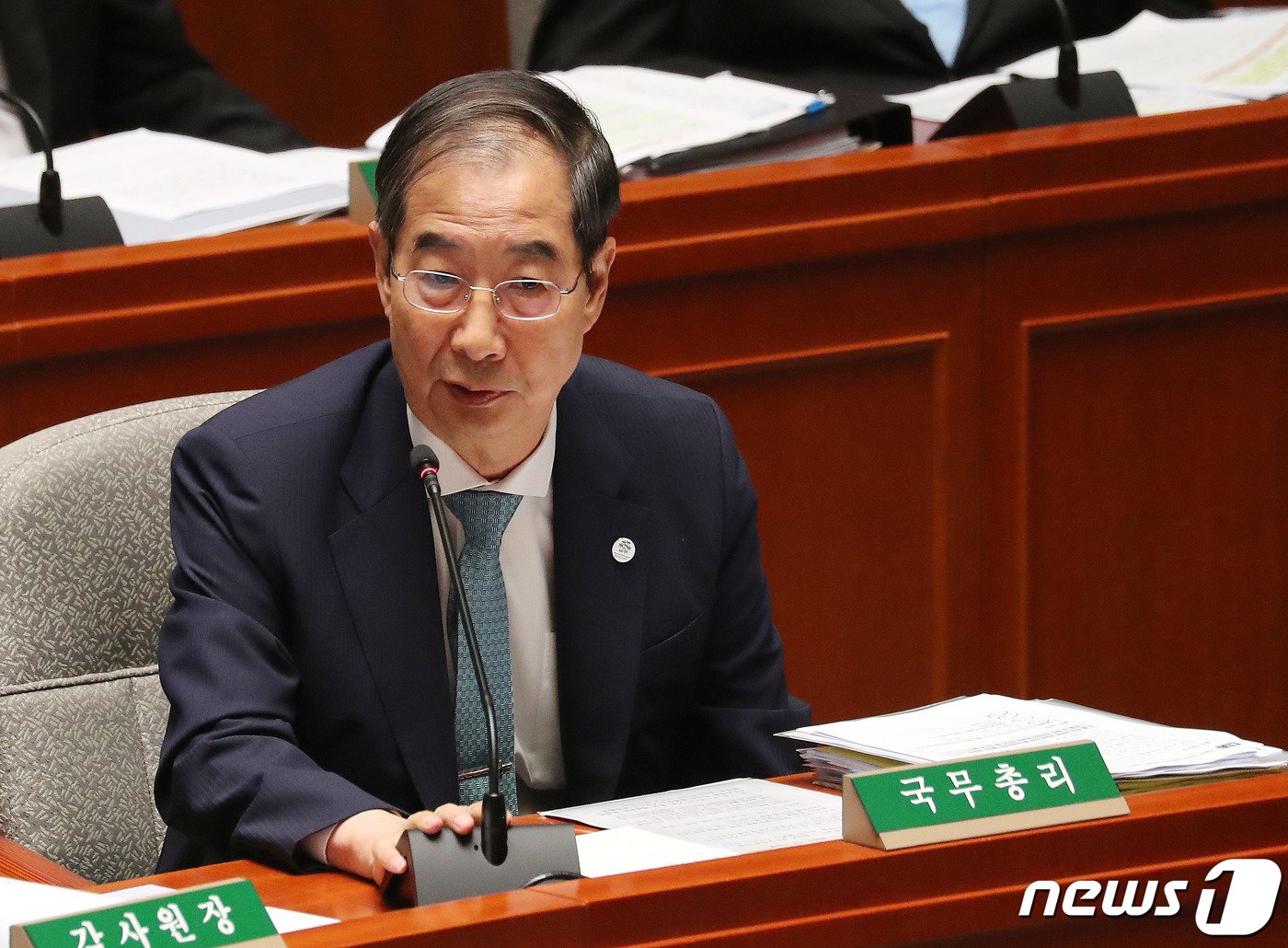 본문 이미지 - 한덕수 국무총리가 30일 서울 여의도 국회에서 열린 예산결산특별위원회 전체회의에서 의원들의 질의에 답변하고 있다. 2023.8.30/뉴스1 ⓒ News1 박세연 기자