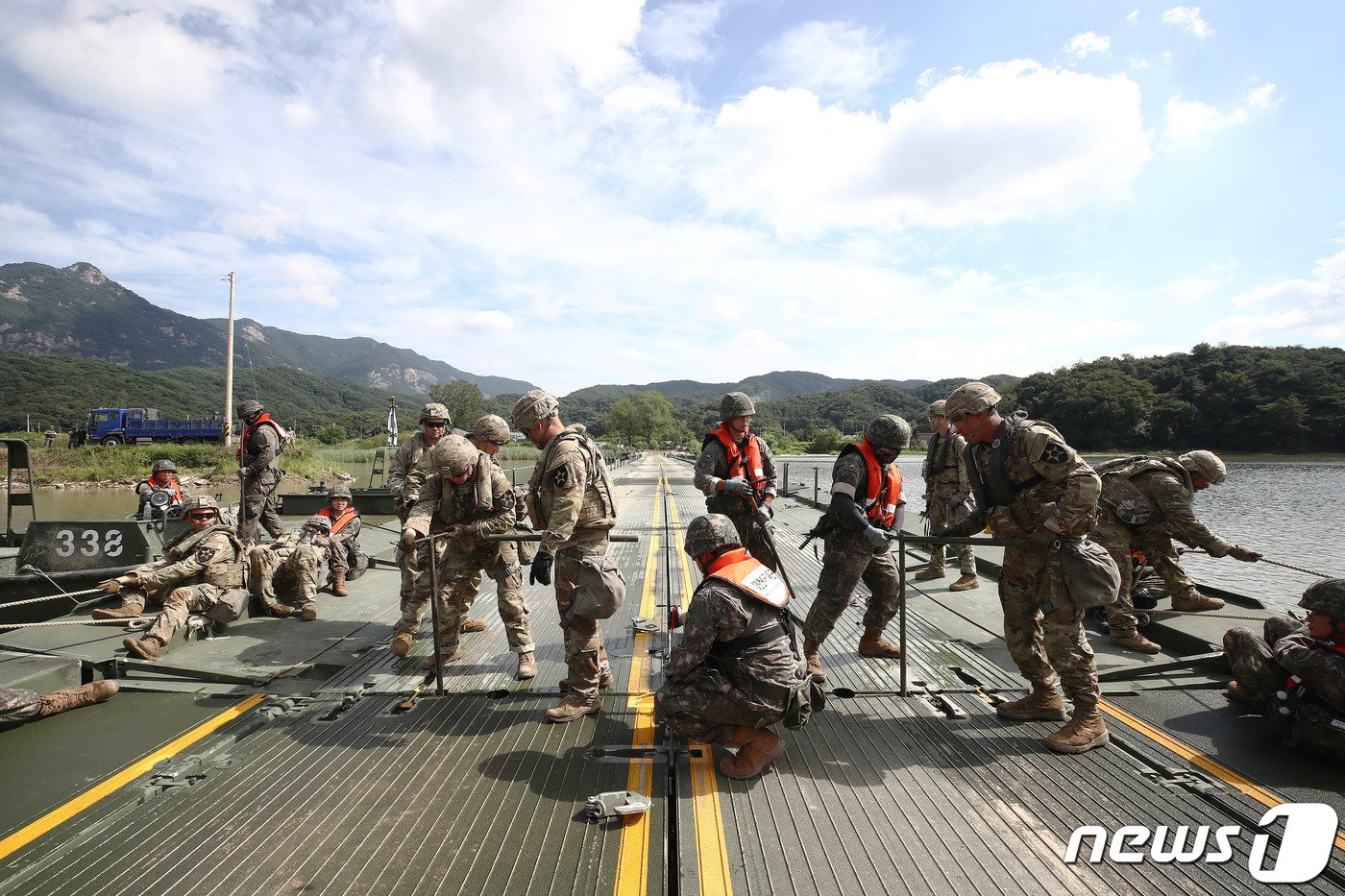 한미 제병 협동 연합 도하훈련. 2023.8.31/뉴스1 ⓒ News1 박세연 기자