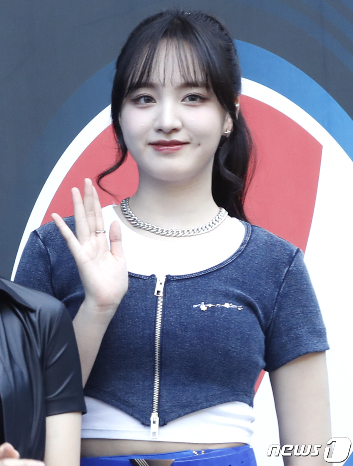 (서울=뉴스1) 권현진 기자 = 그룹 아이브 리즈즈가 5일 오후 서울 송파구 잠실실내체육관에서 열린 ‘펩시 썸머 페스타 2023’ 블루카펫 행사에서 포즈를 취하고 있다. 2023. …