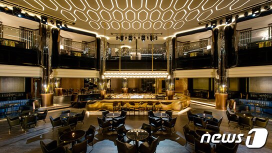 본문 이미지 - 제2회 청룡시리즈어워즈가 열린 파라다이스시티(파라다이스시티 제공) 