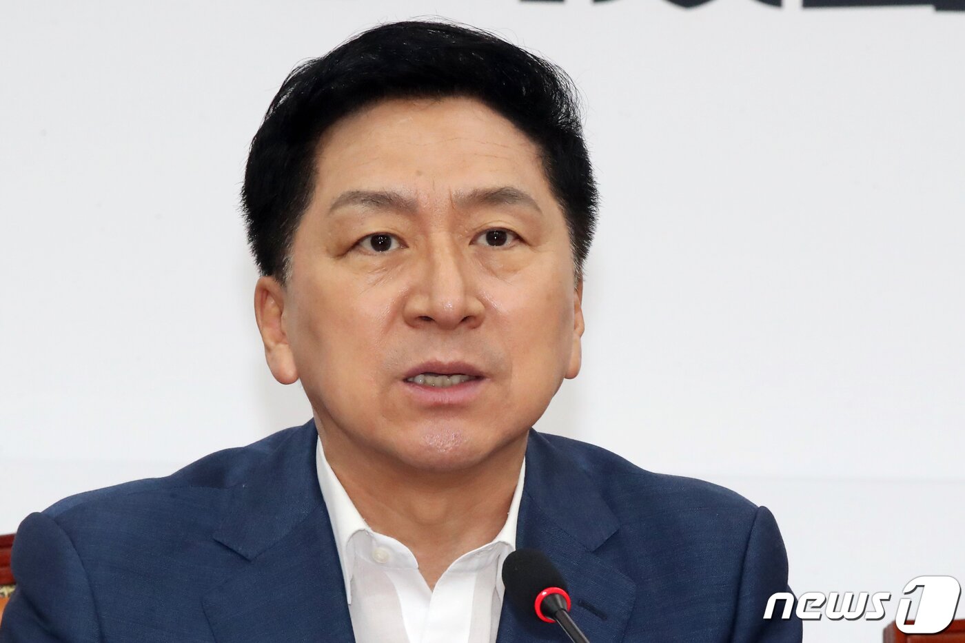 본문 이미지 - 김기현 국민의힘 대표가 7일 오전 서울 여의도 국회에서 열린 최고위원회의에서 모두발언을 하고 있다. 2023.8.7/뉴스1 ⓒ News1 황기선 기자