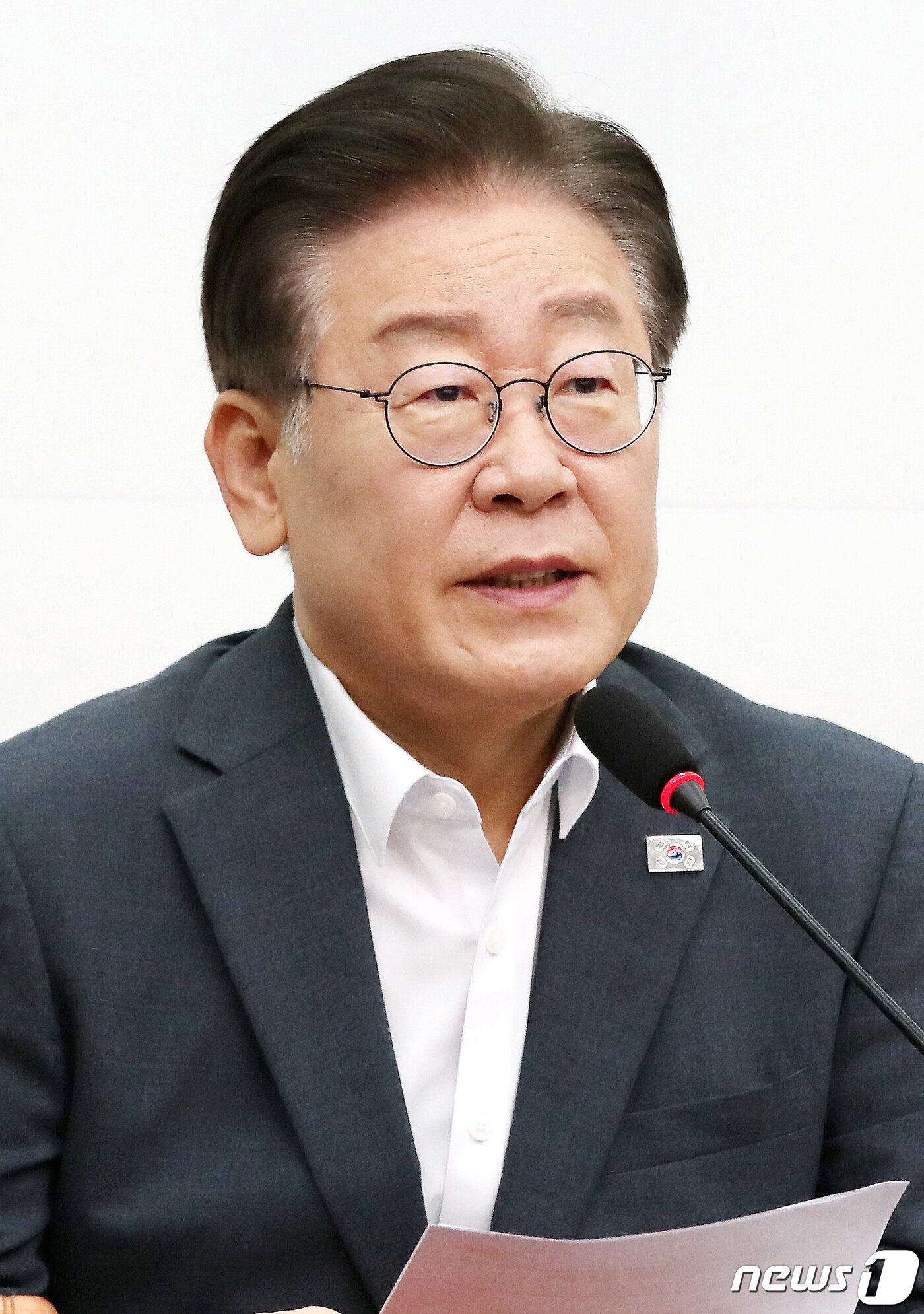 본문 이미지 - 이재명 더불어민주당 대표가 7일 오전 서울 여의도 국회에서 열린 최고위원회의에서 모두발언을 하고 있다. 2023.8.7/뉴스1 ⓒ News1 임세영 기자