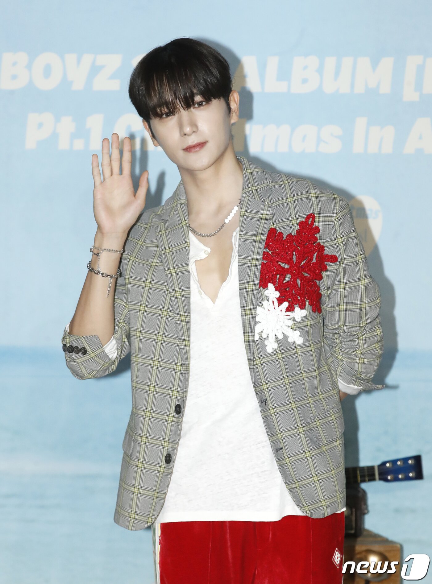 본문 이미지 - 그룹 더보이즈(THE BOYZ) 현재가 7일 오후 서울 영등포구 CGV 영등포에서 진행된 정규 2집 ‘판타지(PHANTASY)’ 발매 기념 기자간담회에서 포즈를 취하고 있다. 2023.8.7/뉴스1 ⓒ News1 권현진 기자