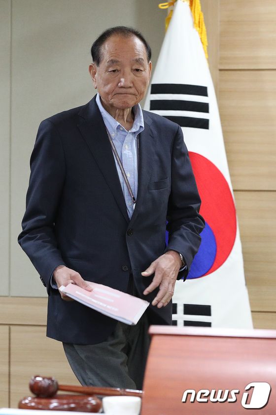 김효재 'KBS 이사 서기석·방문진 이사 차기환'