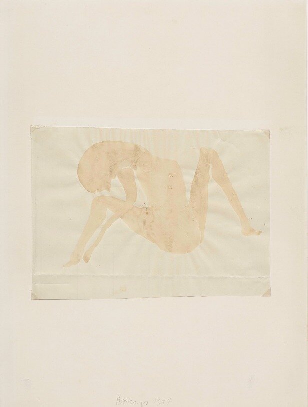 본문 이미지 - 요셉 보이스, 무제, 1954. 하단 가장자리에 긴 판지가 부착된 판지 위 덧댄 종이에 수채. 52.5 x 38 cm (20.67 x 14.96 in). 사진: Eva Herzog 