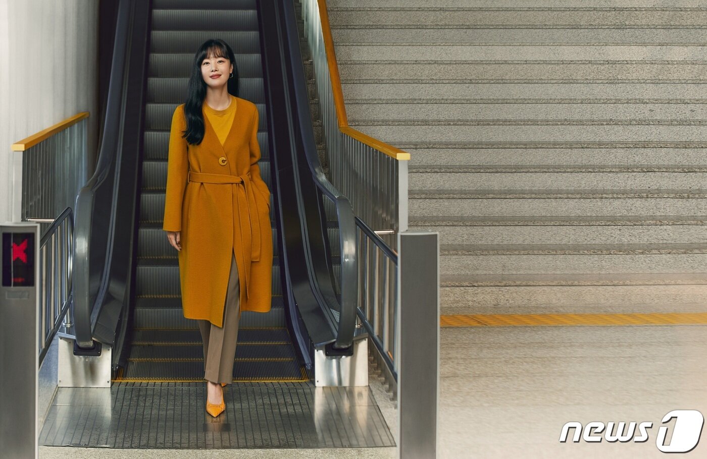 본문 이미지 - 한선화 꼼빠니아 2023 F/W 화보(글로벌세아 제공) 