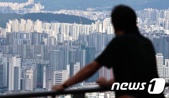 서울 남산에서 내려다본 시내 아파트. 2023.9.18/뉴스1 © News1 구윤성 기자