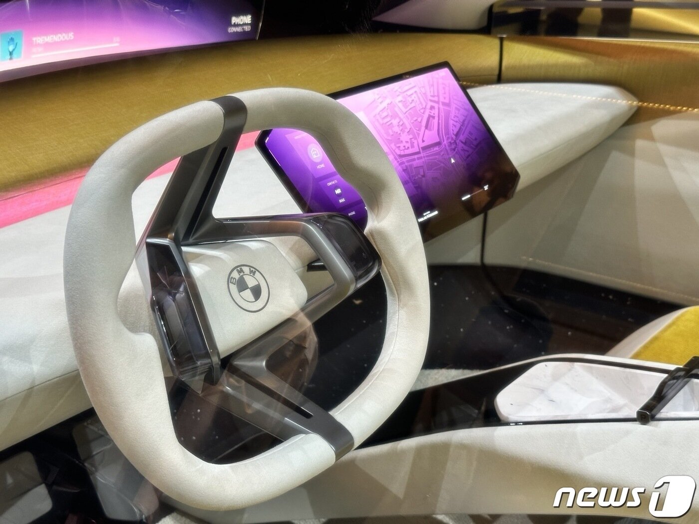 본문 이미지 - BMW 비전 노이어 클라쎄 내부.ⓒ 뉴스1 이동희 기자 