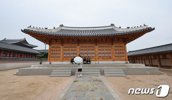 110년 만에 되살아난 '왕세자의 공간'…경복궁 계조당 일반공개