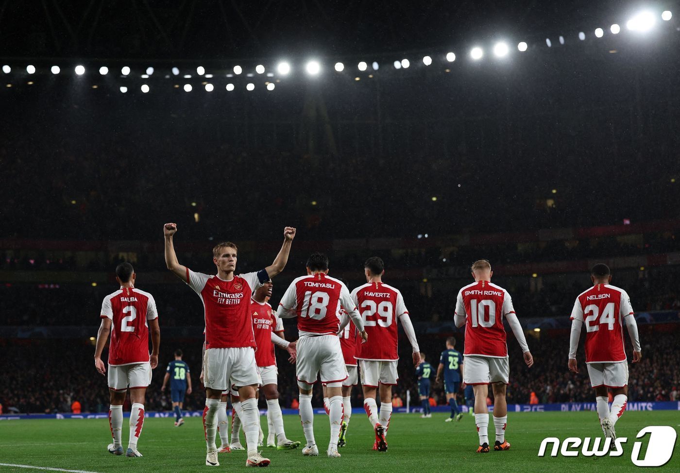 본문 이미지 - 아스널이 psv를 4-0으로 이겼다. ⓒ AFP=뉴스1