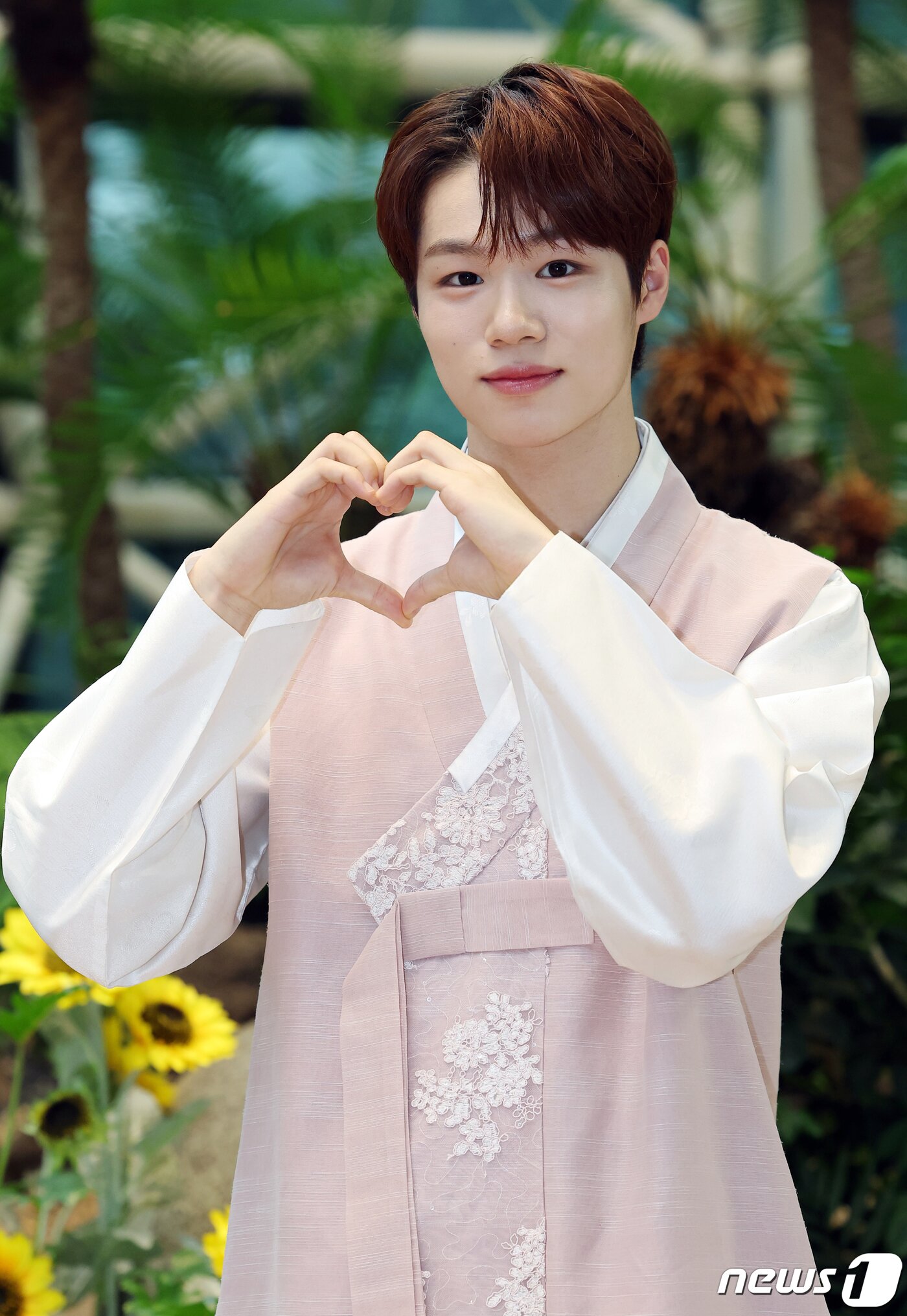 본문 이미지 - 아이돌 그룹 더윈드의 김희수 / 뉴스1 ⓒ News1 김진환 기자