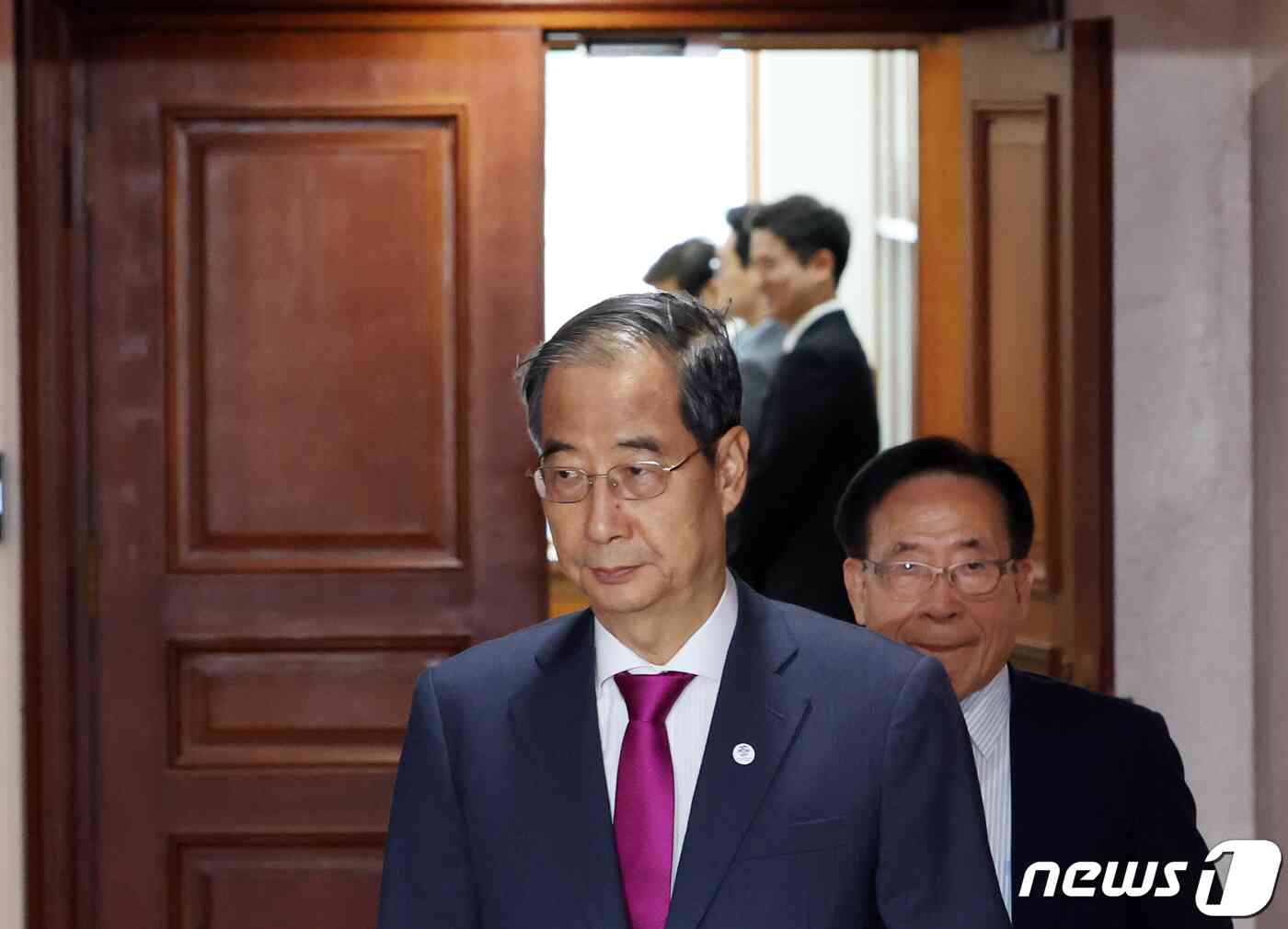 한덕수 국무총리가 21일 오후 서울 종로구 세종대로 정부서울청사에서 열린 국정현안관계장관회의에 참석하고 있다. 2023.9.21/뉴스1 © News1 김명섭 기자