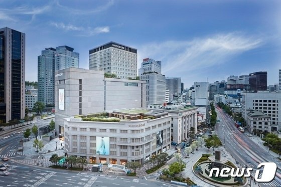 신세계백화점 본점 전경.&#40;신세계백화점 제공&#41; ⓒ News1