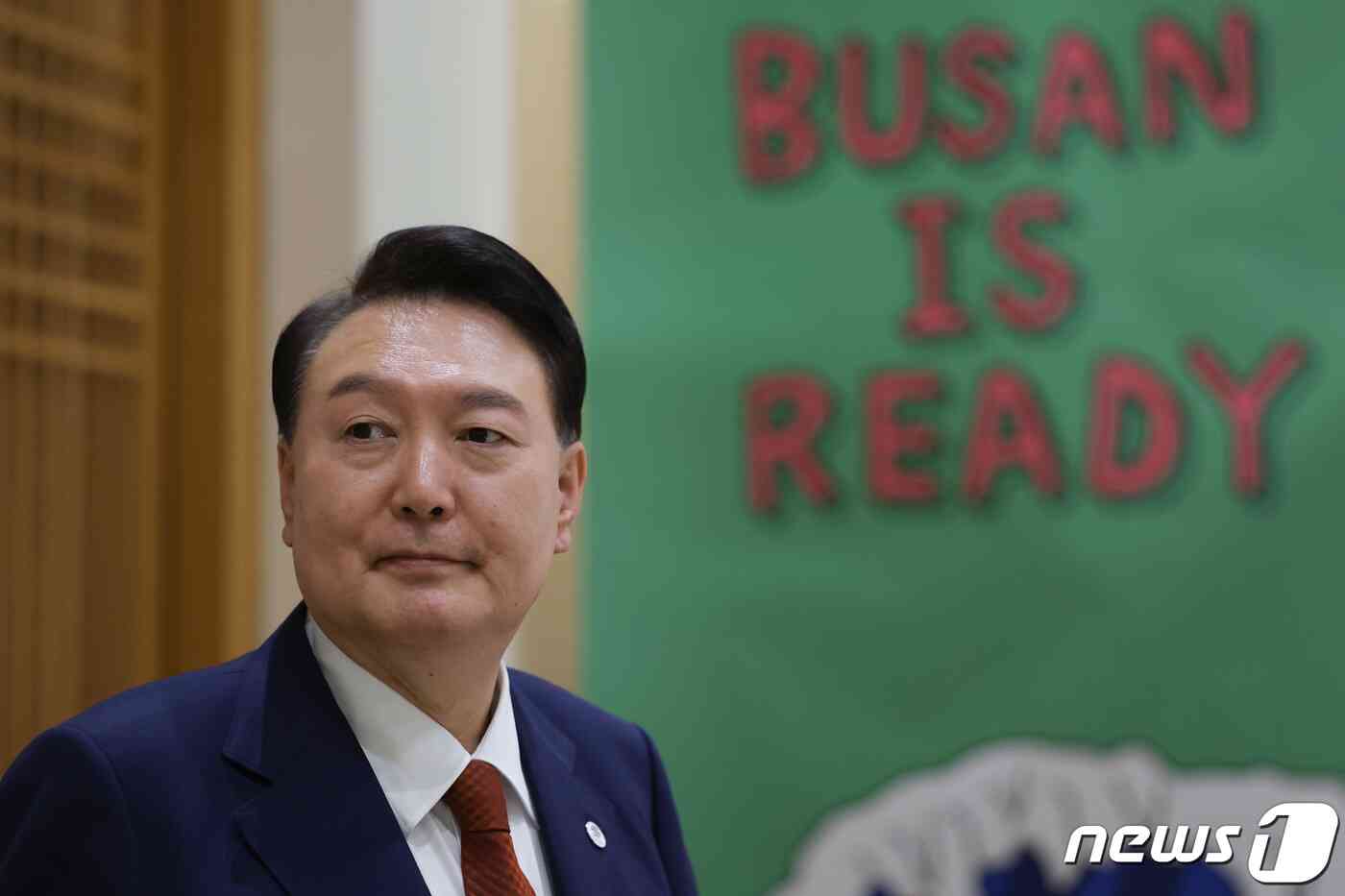 윤석열 대통령이 21일 오후(현지시간) 미국 뉴욕 시내에서 오흐나 후렐수흐 몽골 대통령과 정상회담을 하고 있다. (대통령실 홈페이지) 2023.9.22/뉴스1 © News1 안은나 기자