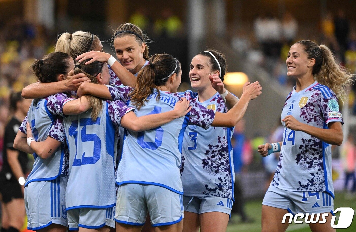 본문 이미지 - 스웨덴을 꺾은 스페인. ⓒ AFP=뉴스1