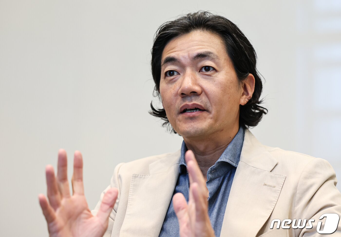 본문 이미지 - 강병호 에어로케이항공 대표이사 사장이 서울 시내 한 사무실에서 뉴스1과 인터뷰를 하고 있다. 2023.9.25/뉴스1 ⓒ News1 김도우 기자