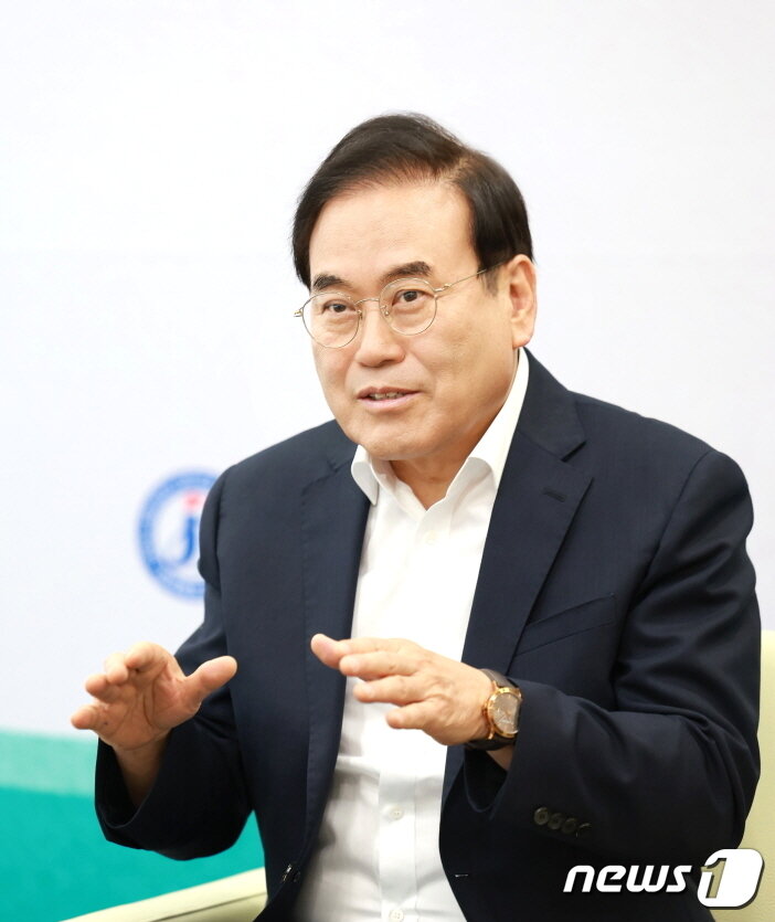 본문 이미지 - 서거석 전북교육감이 교권보호에 대한 생각과 앞으로의 방향에 대해 이야기하고 있다./뉴스1