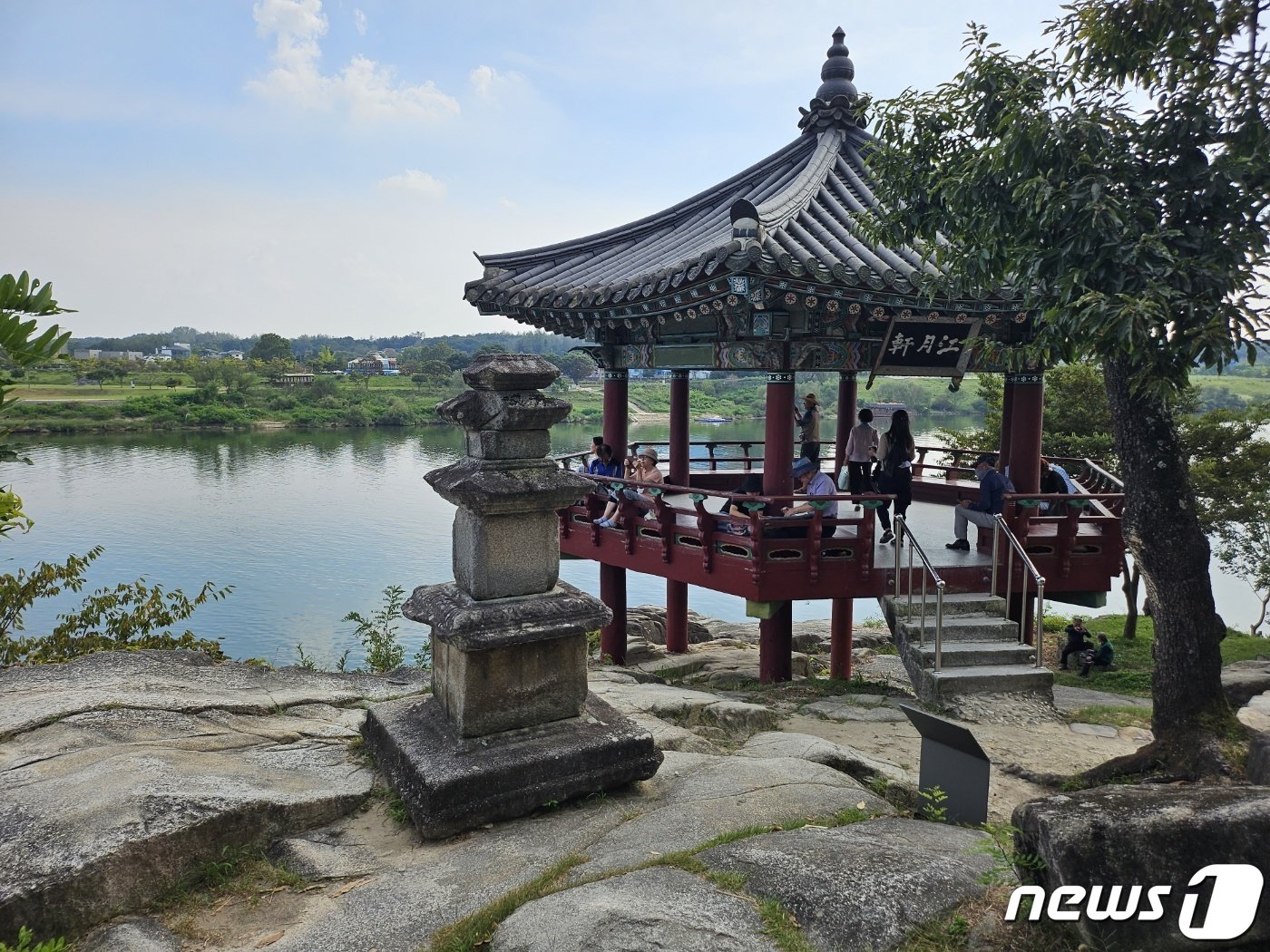 여주 신륵사 강월헌.&#40;경기관광공사 제공&#41;/