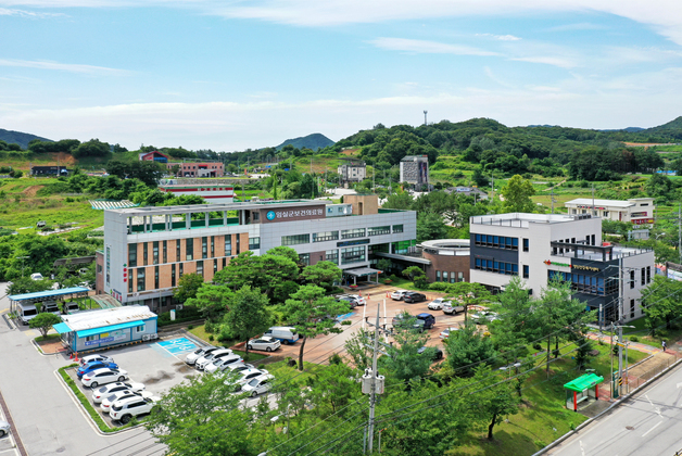 임실군, 가정의학과·피부과 외래 진료 시작…시니어 의사 채용